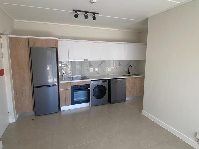 To Let 1 Bedroom Property for Rent in Richwood Western Cape